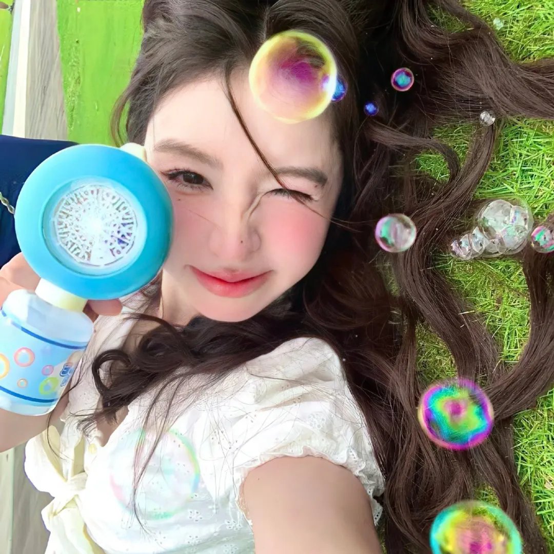 黑衣女子的香气